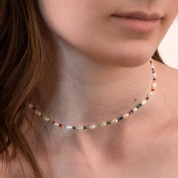 картинка Чокер на шею из речного жемчуга и разноцветного бисера с застежкой из бижутерного сплава